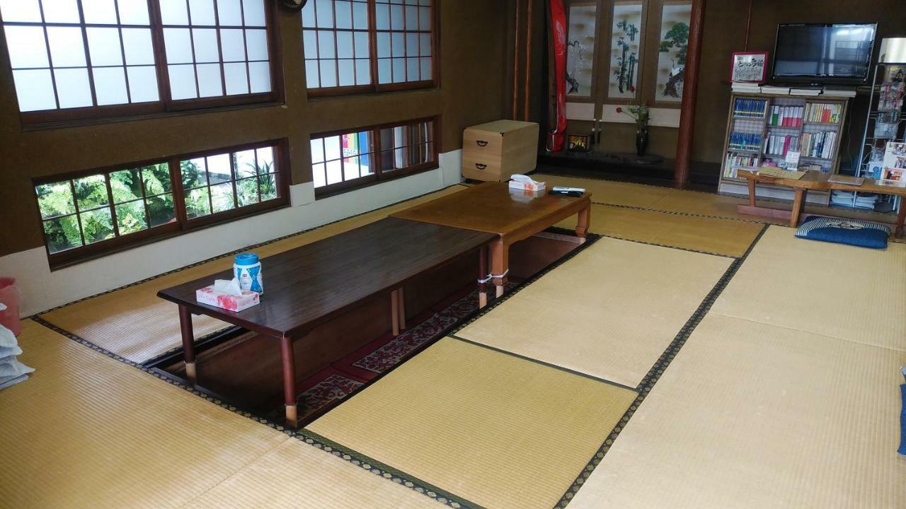 Walking Pilgrimage Hotel Tokiwa Ryokan Ozu  Exterior photo