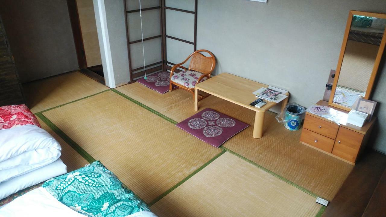 Walking Pilgrimage Hotel Tokiwa Ryokan Ozu  Exterior photo